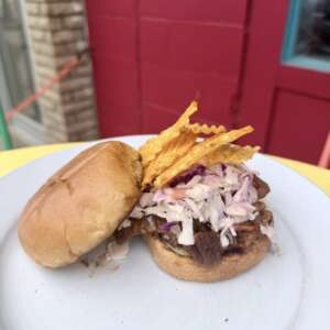PULLED PORK SANDWICH